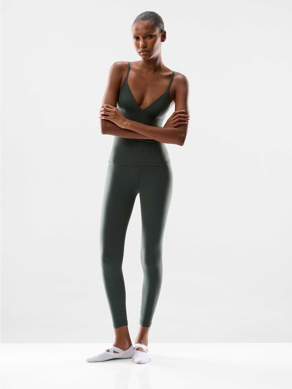Aritzia Golden BUTTER Cheeky Hi-Rise Legging